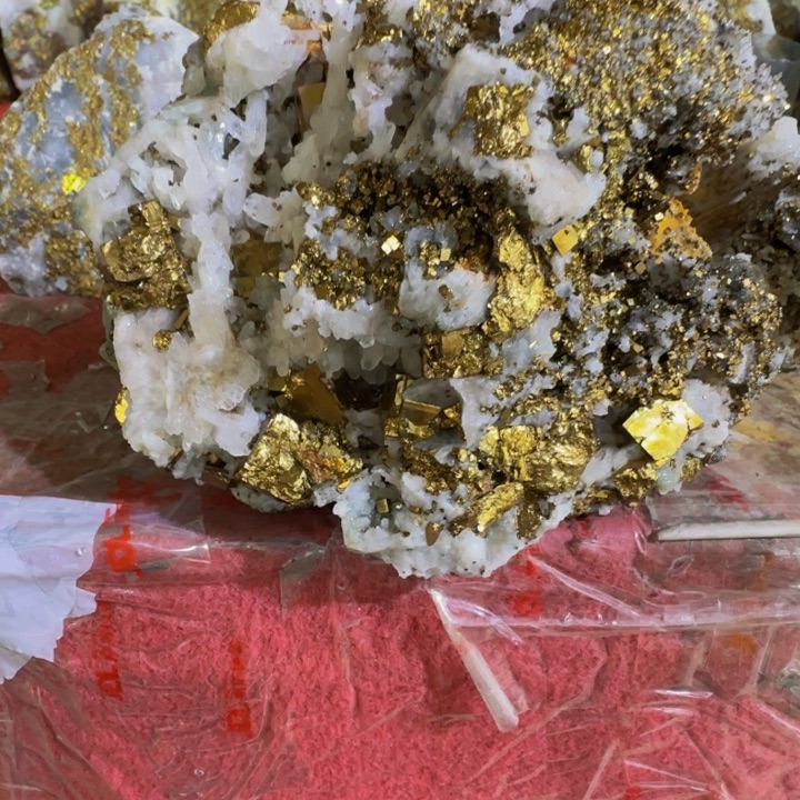 前***锦金属图图图来咯哟