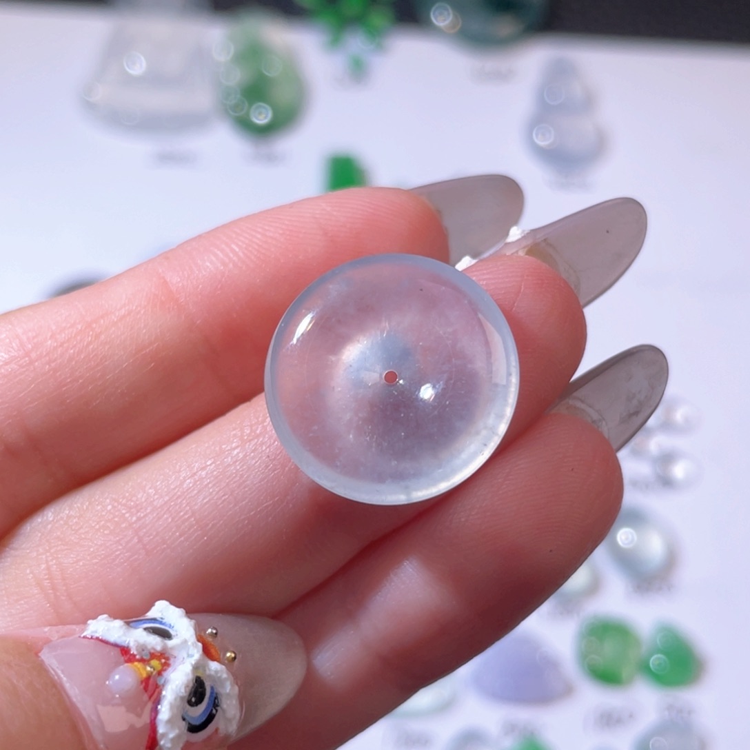 翡翠颈饰未镶嵌裸石