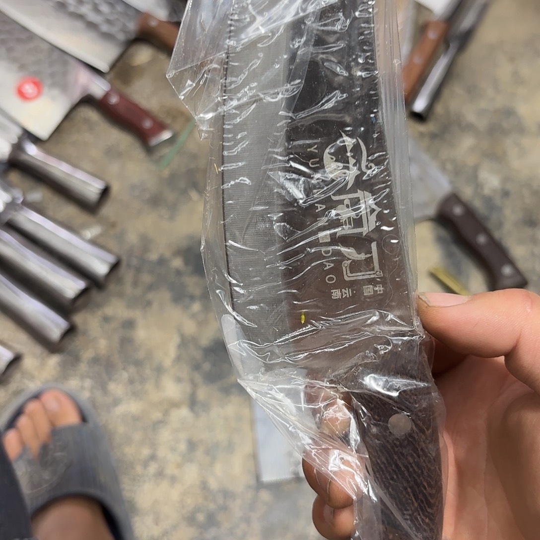 秋***魂高碳锰钢云南阿老表手工锻打刀