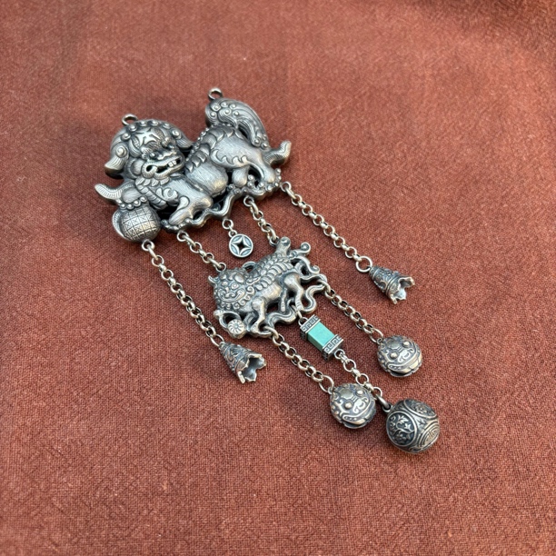 吊坠足银 足银醒狮流苏吊坠复古个性錾刻民族风挂坠
