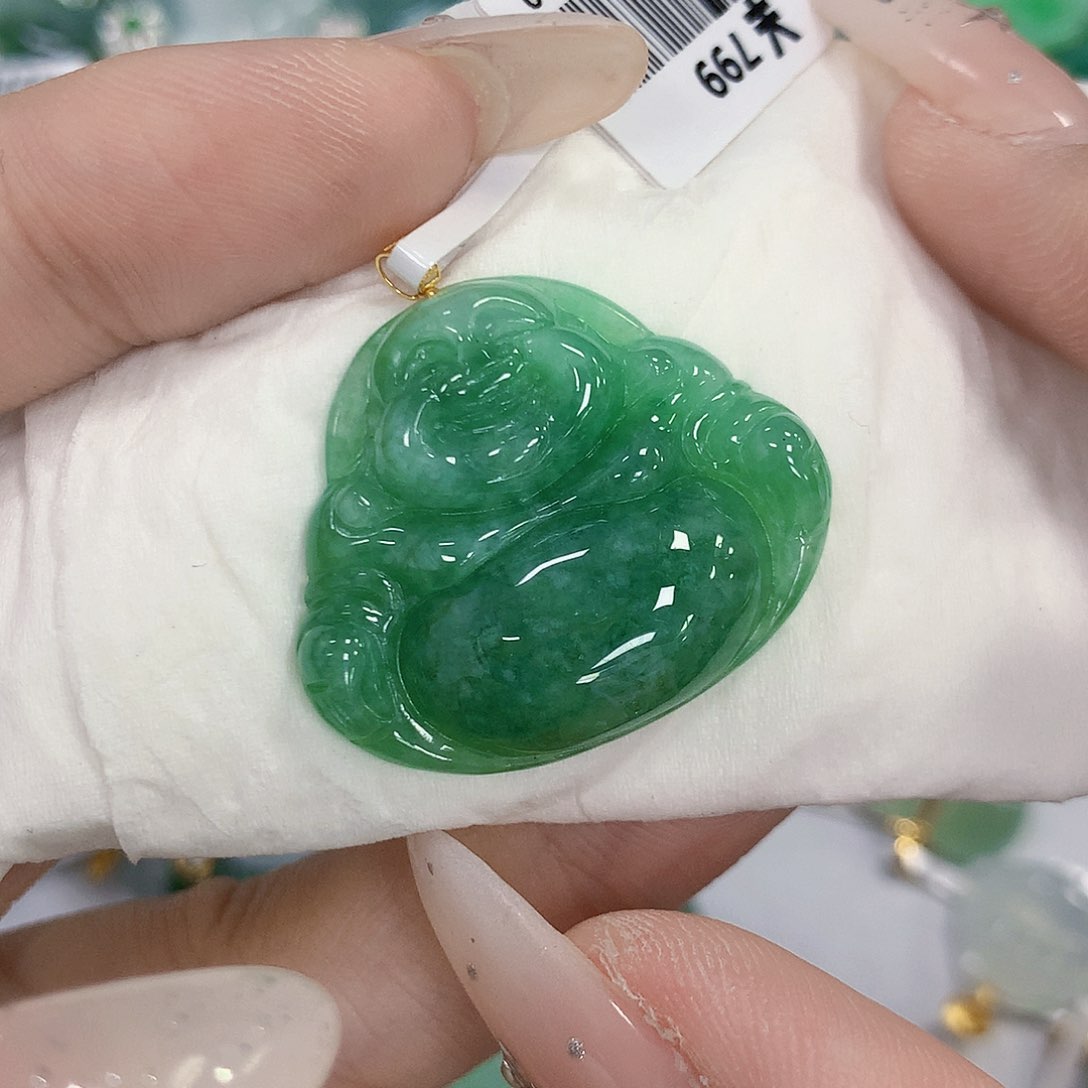 颈饰18K金镶嵌翡翠