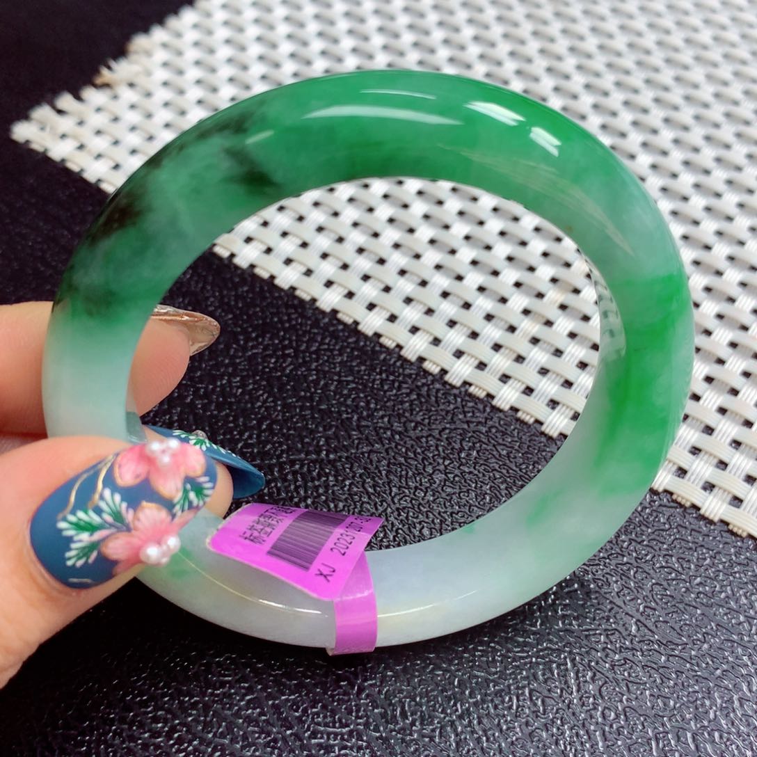 翡翠手镯未镶嵌㊙️*缅甸