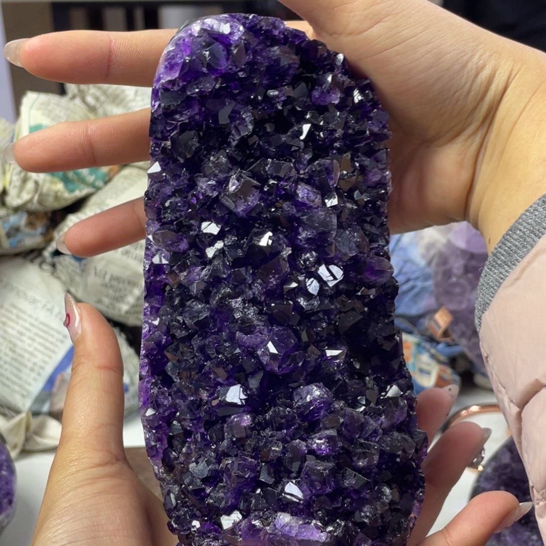 紫晶大型摆件（非配饰）未镶嵌黑*