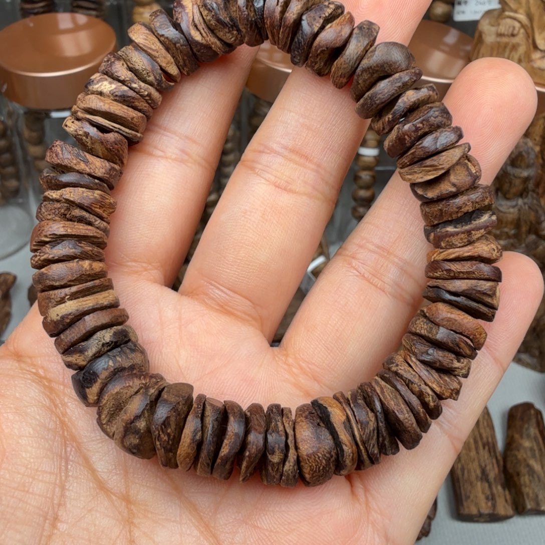 沉香碎屑沉香芽庄土沉九九沉 13.5 克