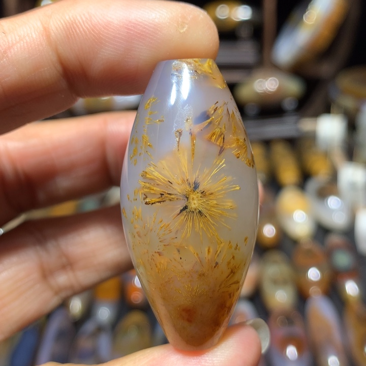 玛瑙/玉髓颈饰未镶嵌