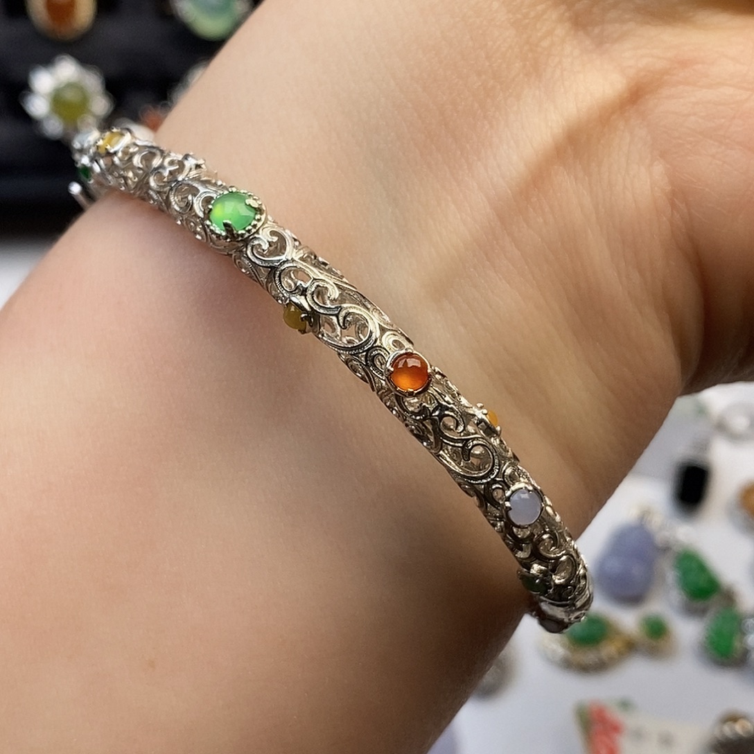 翡翠未镶嵌戒指翡翠