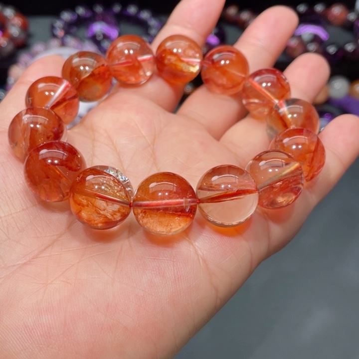 水晶手链未镶嵌赤**兔浇花手链，81.8