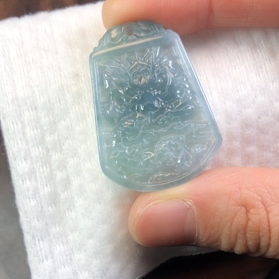 翡翠未镶嵌颈饰缅甸A货，每天下午1点半开播