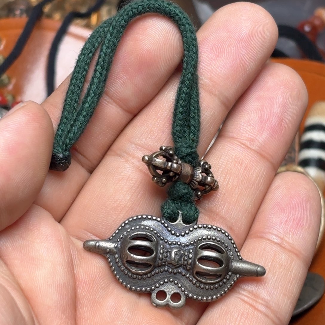 铜星月菩提挂件菩提