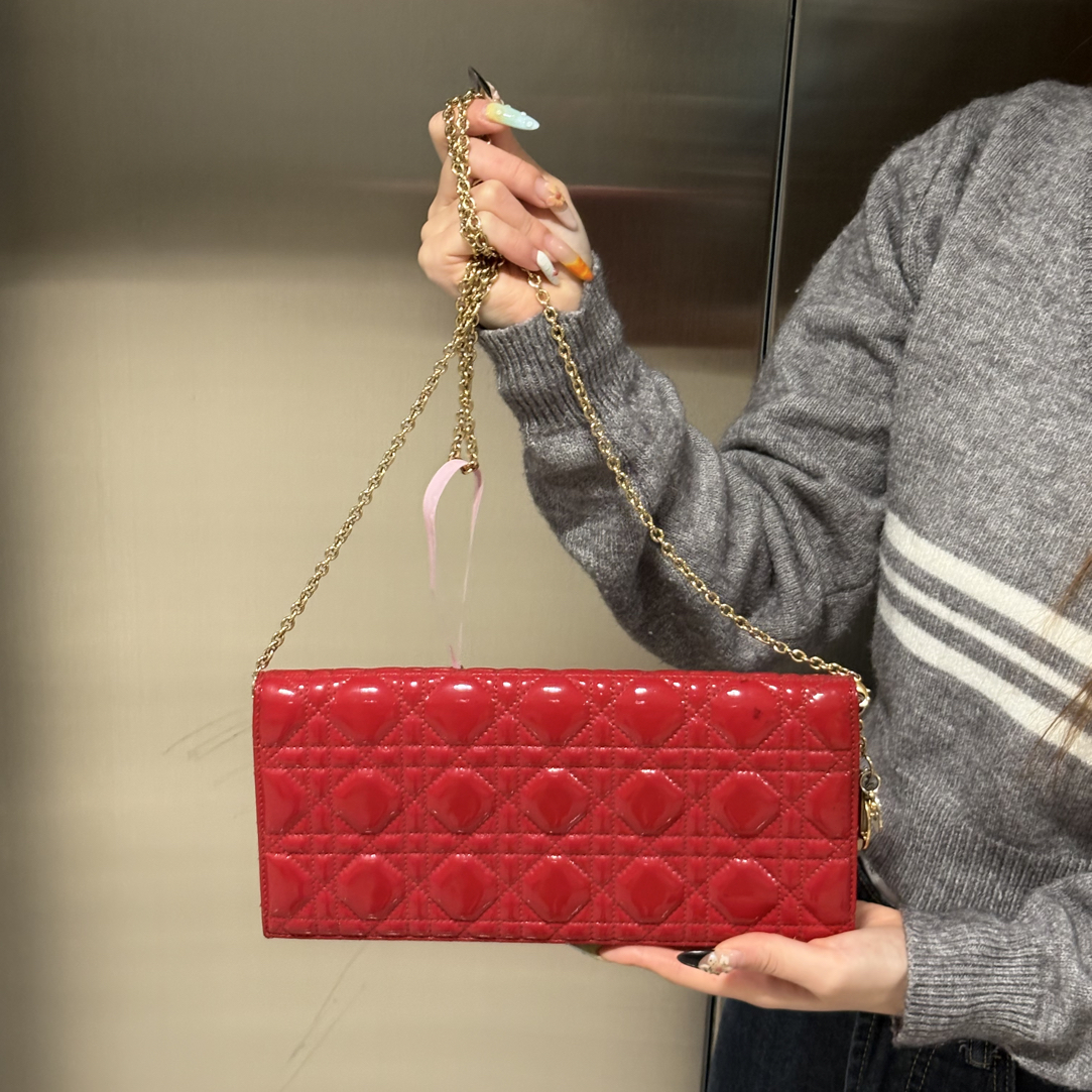 95新 DIOR/迪奥 95新 红色链条单肩包斜挎包