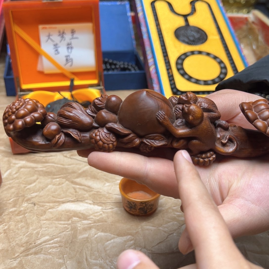 大叶紫檀（黑酸枝木类）