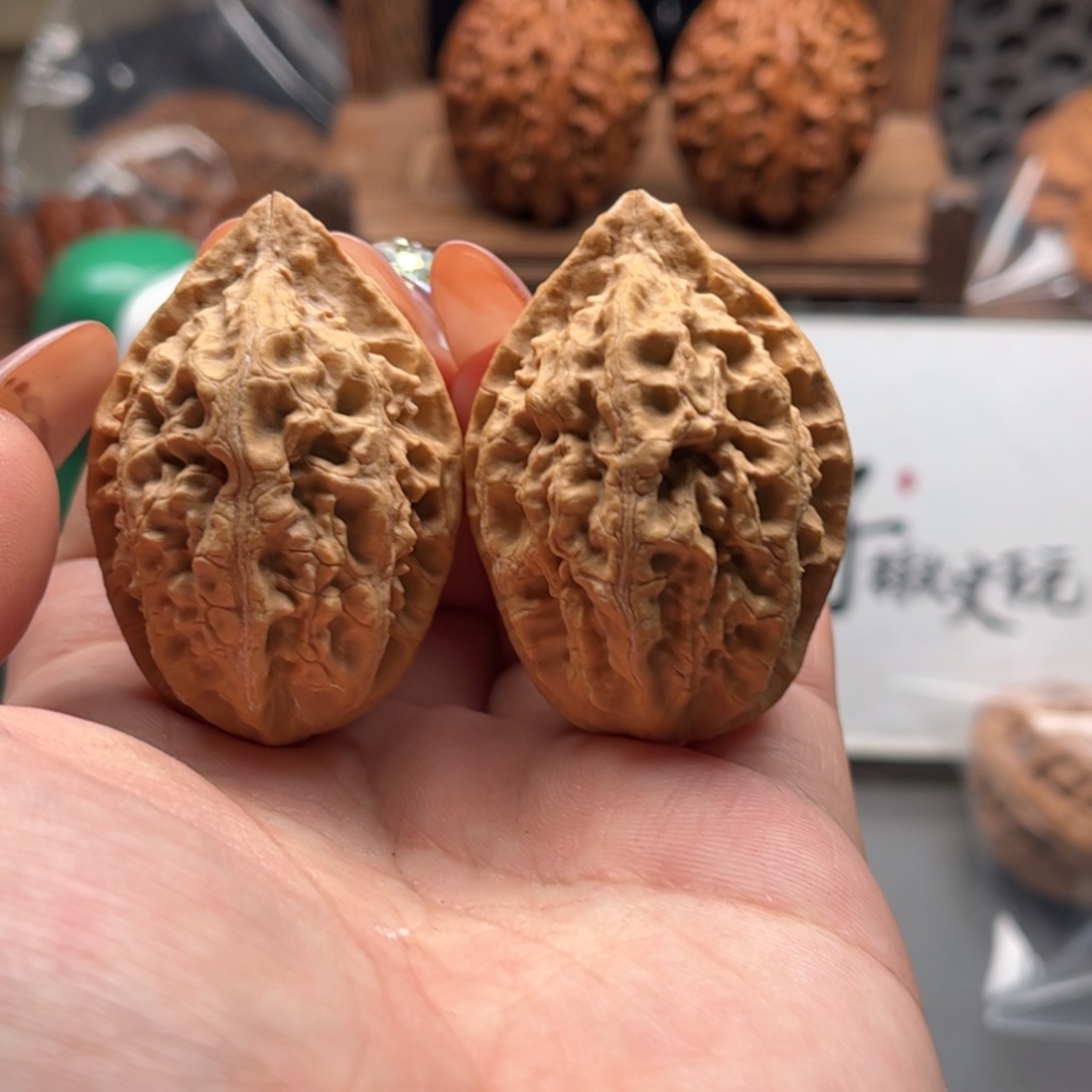 文玩核桃把件关东木子家楸大胖84