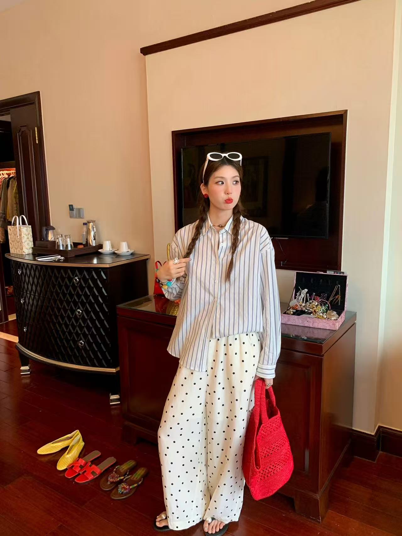 陈思思 早秋女装2025新款条纹衬衫女小个子宽松刺绣上衣长袖