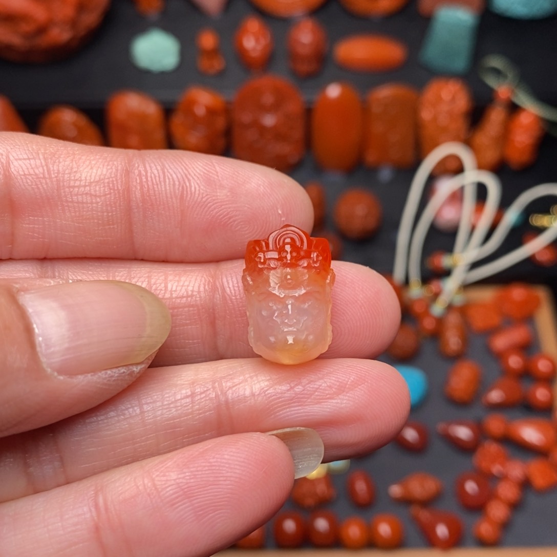 南红玛瑙特色配饰未镶嵌