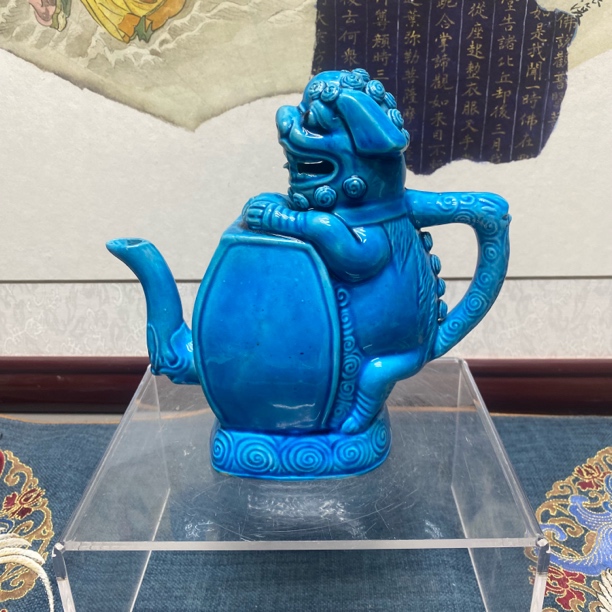孔雀蓝釉狮子倒流壶41/陶瓷