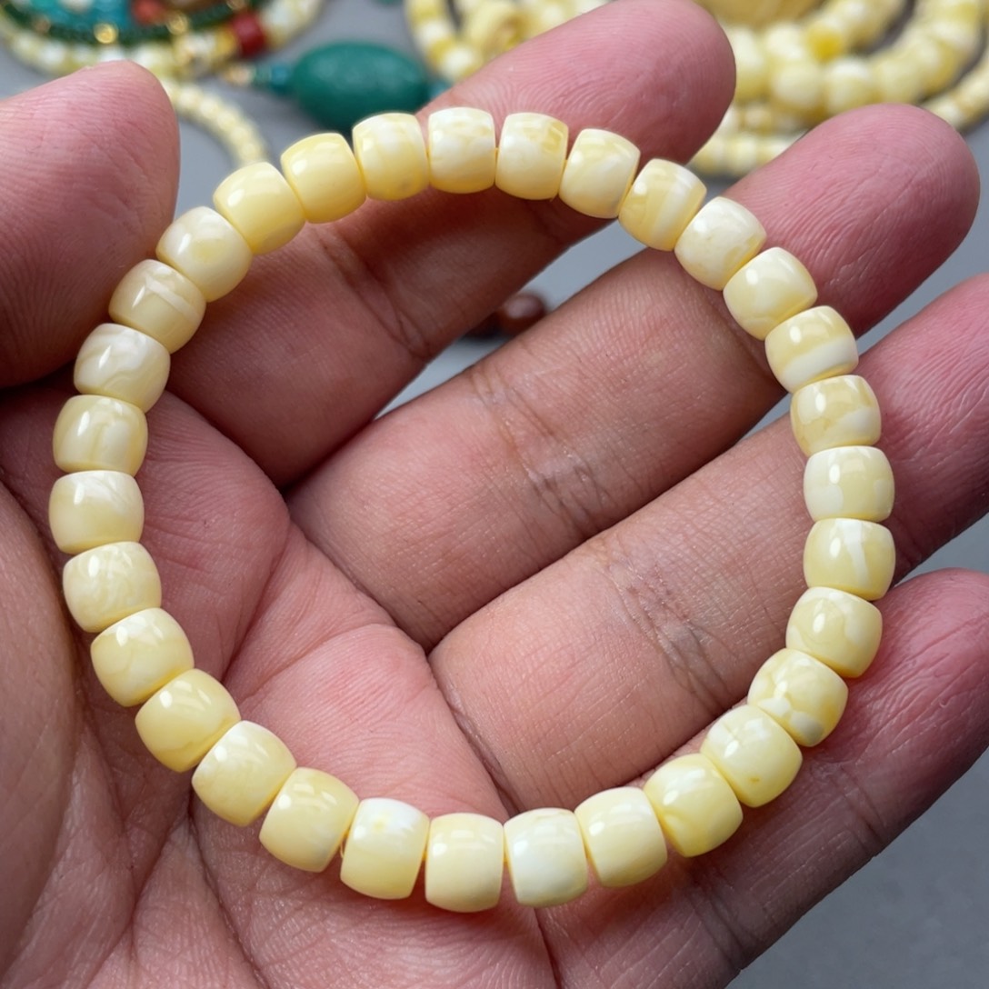 琥珀珠宝奇石未镶嵌94