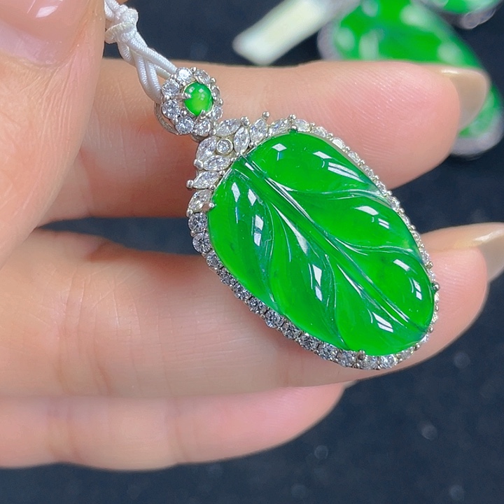翡翠银S925镶嵌吊坠(不含链)