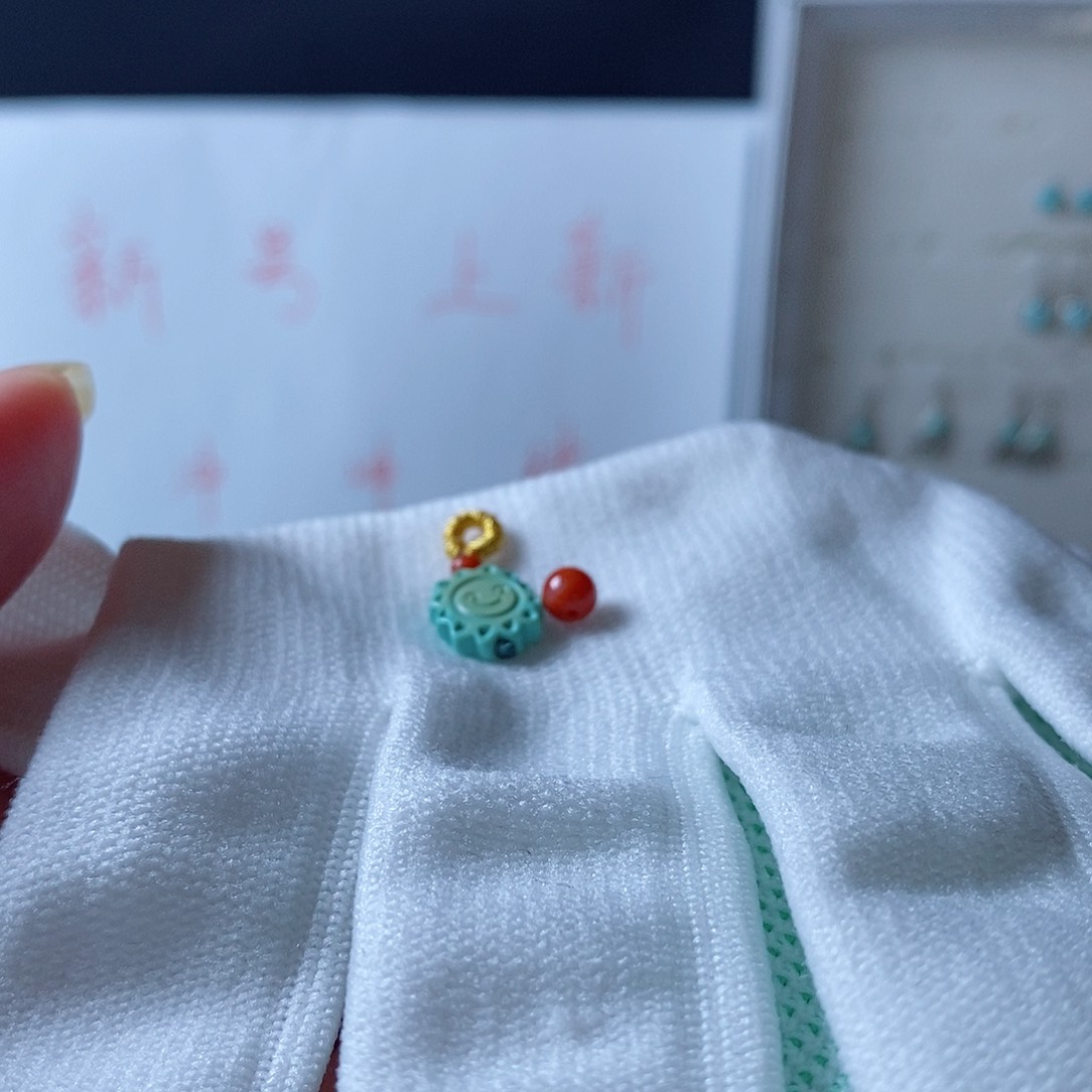 南红玛瑙颈饰未镶嵌