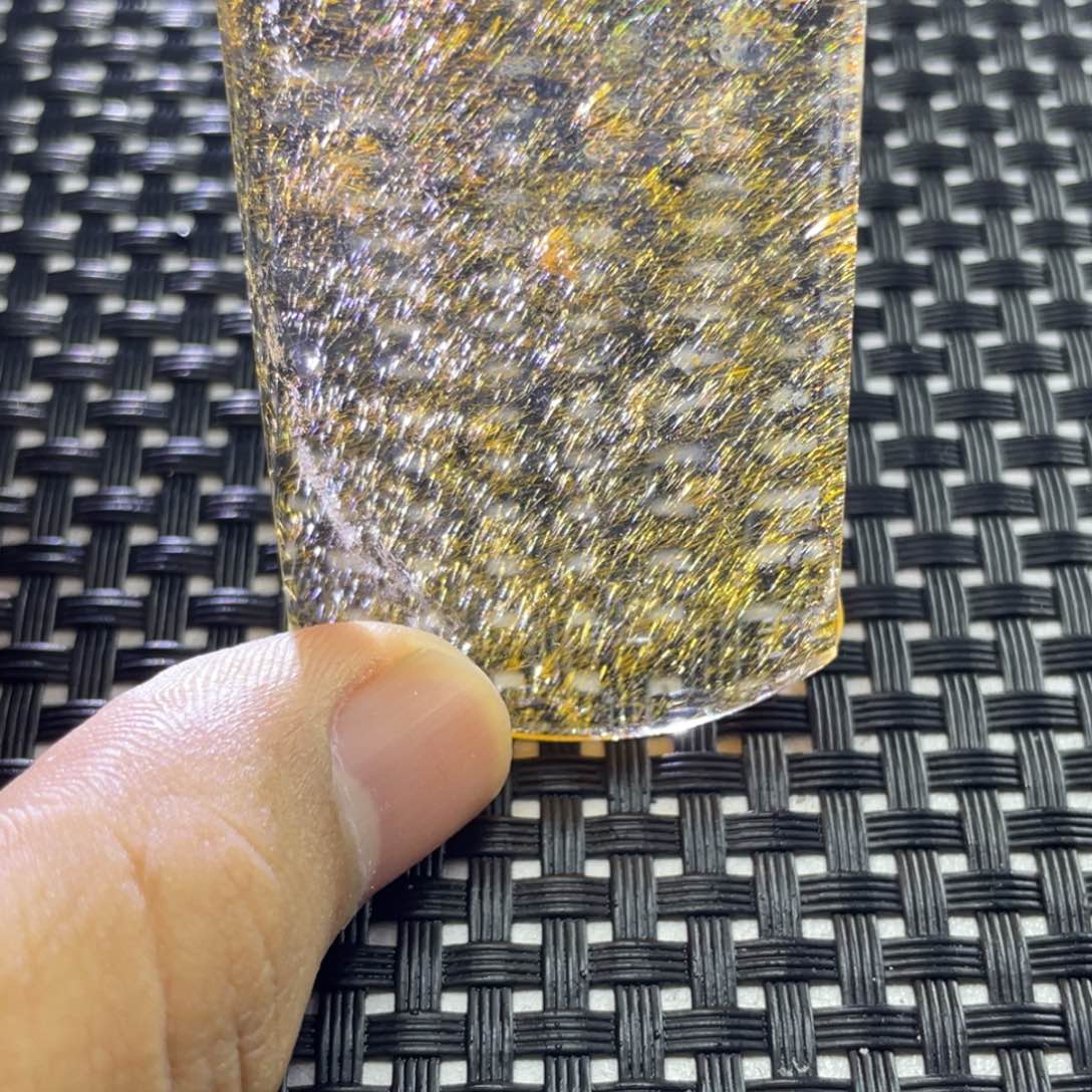 水晶吊坠未镶嵌落*