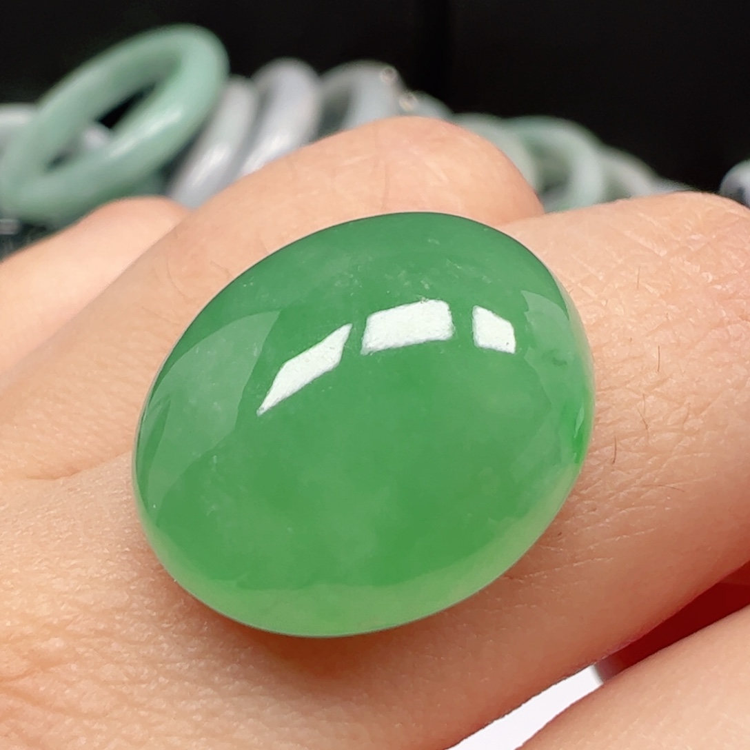 未镶嵌翡翠耳饰蛋面