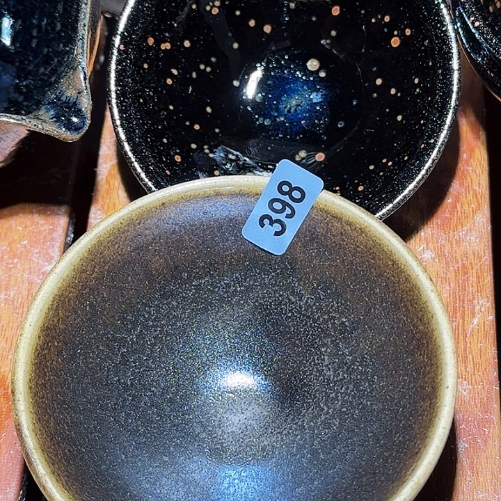 茶盏一切皆在不言说之间发生