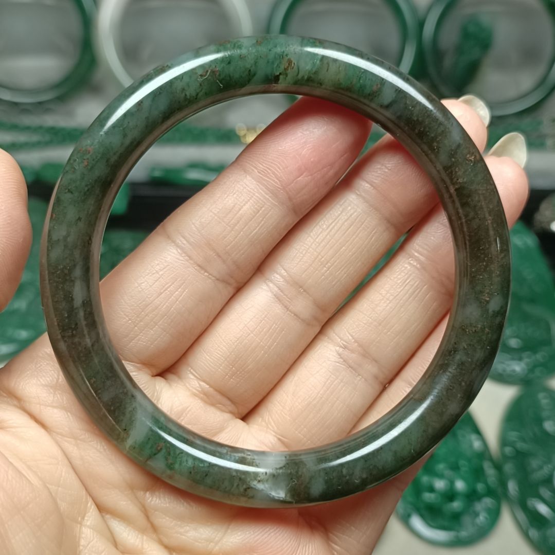 独山玉手镯60未镶嵌