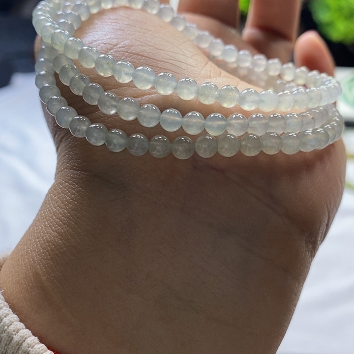 未镶嵌定制翡翠22卡4.4