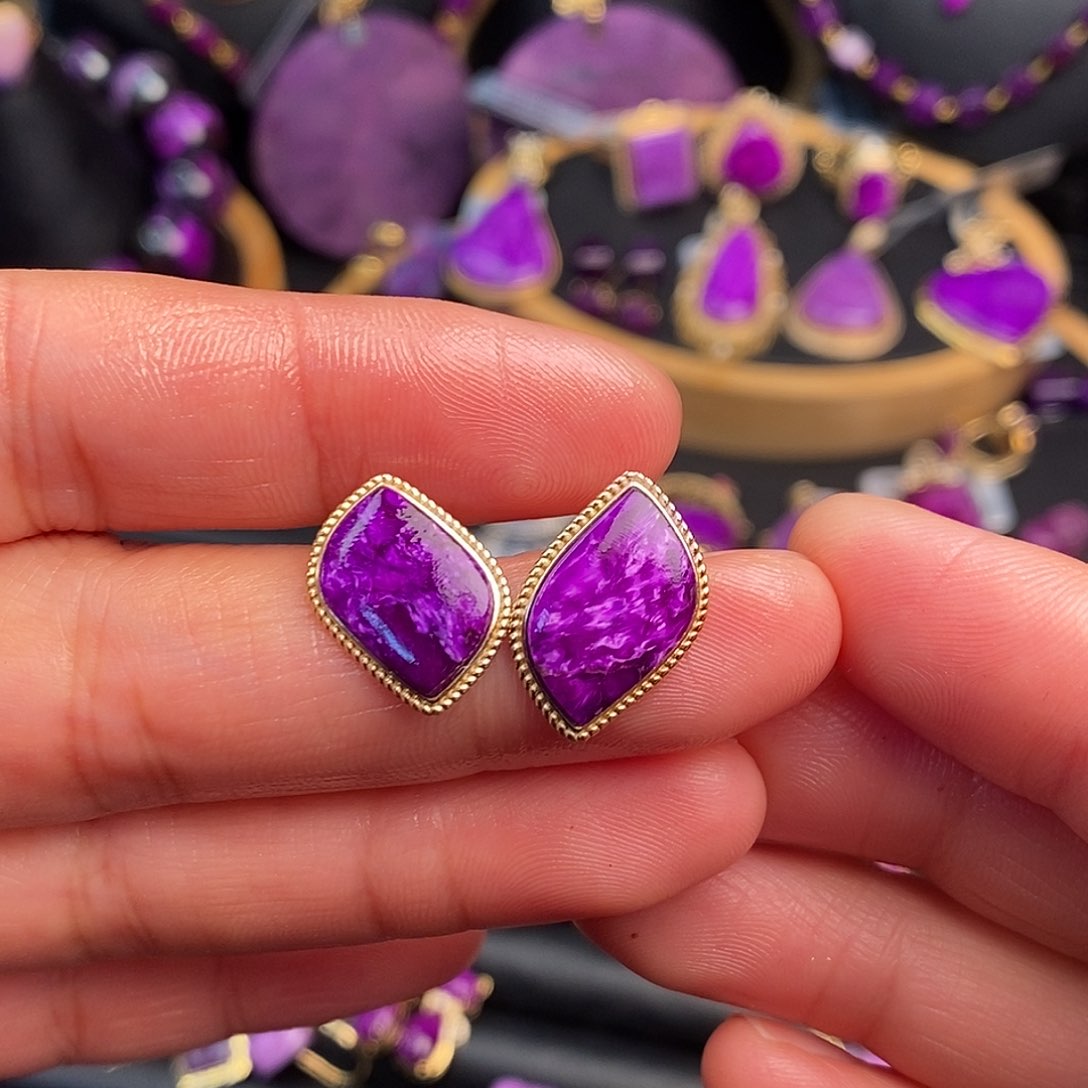 苏纪石（舒俱来）耳饰18K金镶嵌