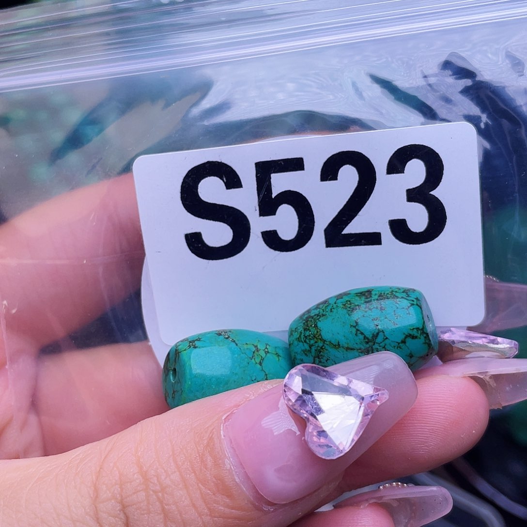 湖北十堰原矿绿小松