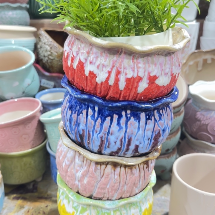 凑9块包邮，有孔，不清楚问客服