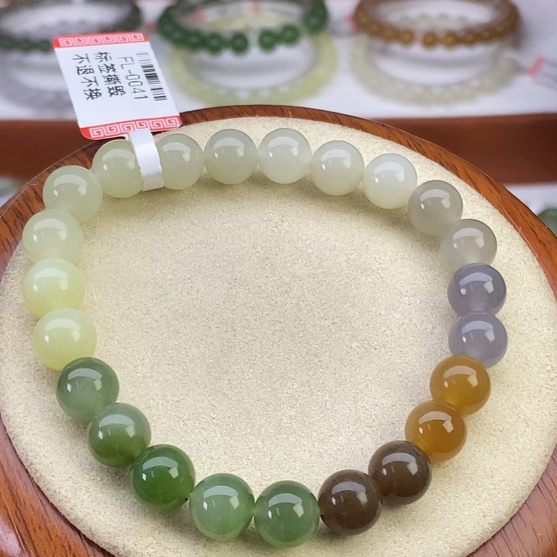 和田玉手链未镶嵌多宝卡8