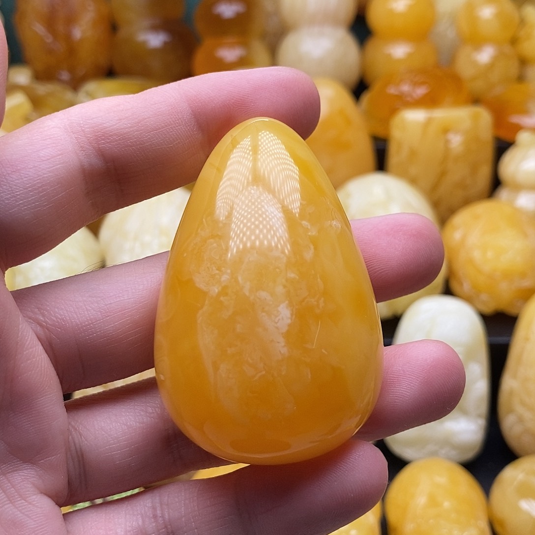 琥珀颈饰未镶嵌琥珀蜜蜡吊坠