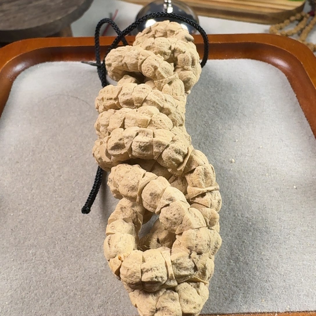 一***行吊坠柏香籽/百香籽