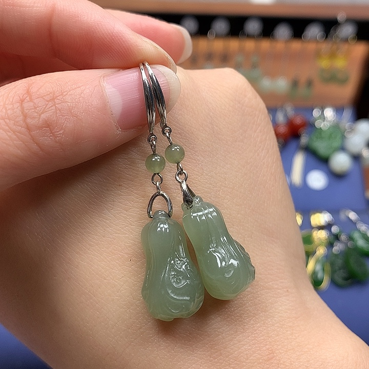 和田玉银S925镶嵌耳饰白菜21.7左右晴水绿