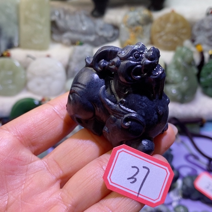 和田玉边角料未镶嵌