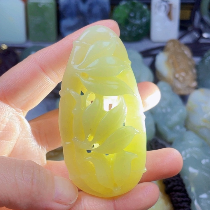 和田玉挂件未镶嵌