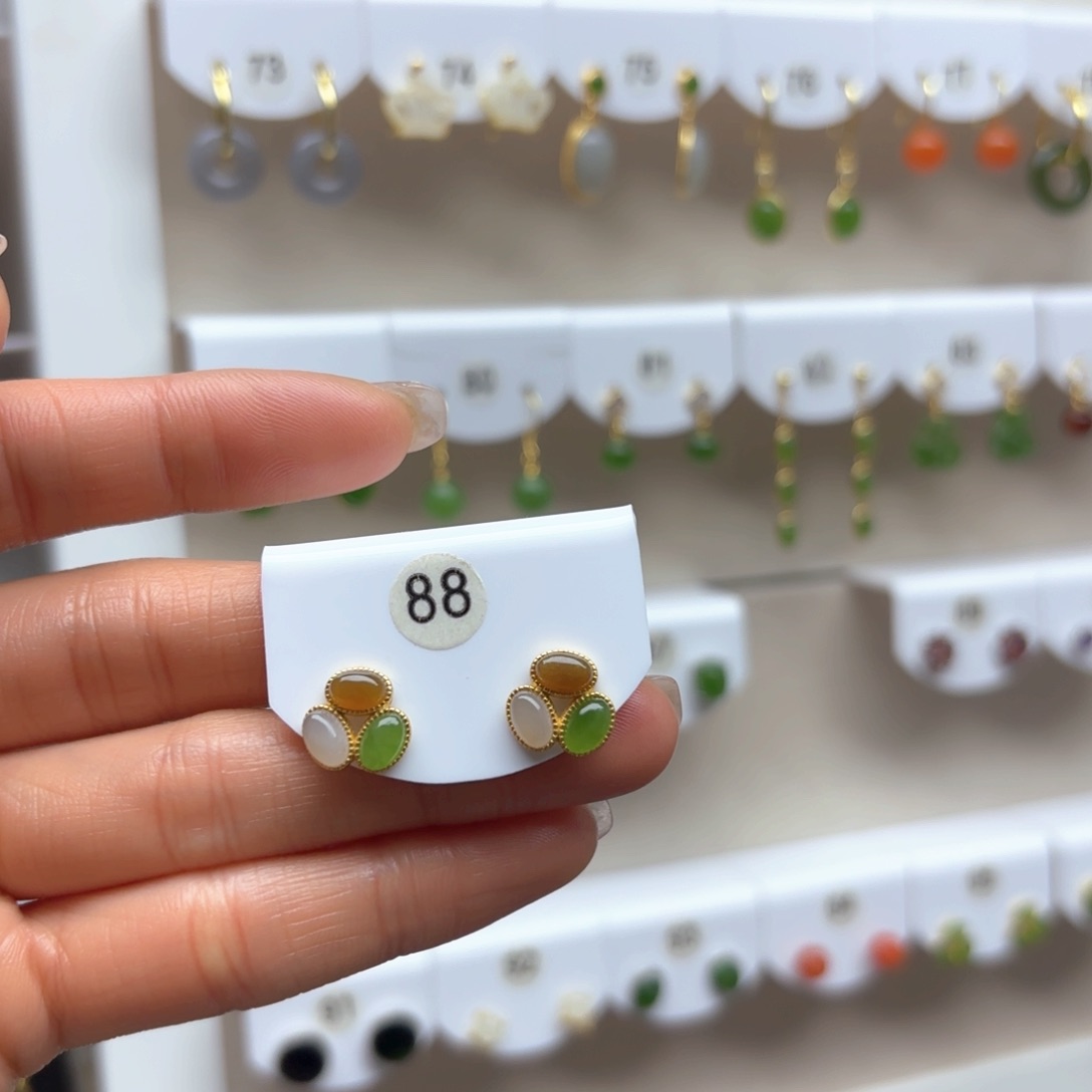 和田玉耳饰银S925镶嵌2