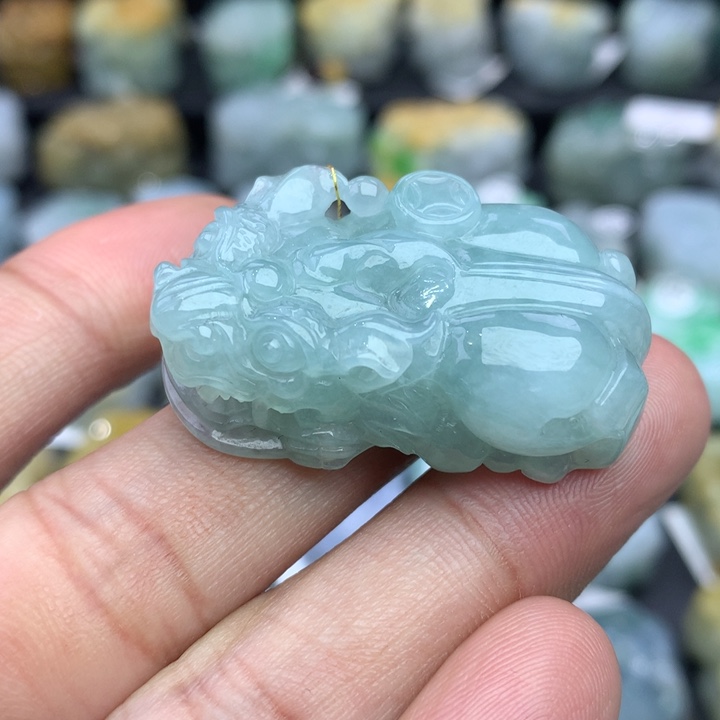 翡翠颈饰未镶嵌天然缅甸翡翠招财貔貅吊坠