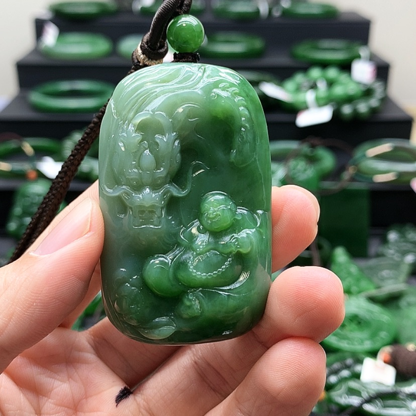 【闪购商品】和田玉（碧玉）吊坠(赠链)未镶嵌