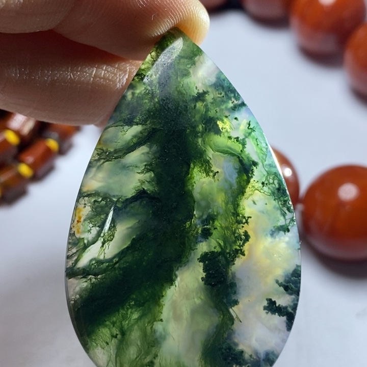 玛瑙/玉髓颈饰未镶嵌