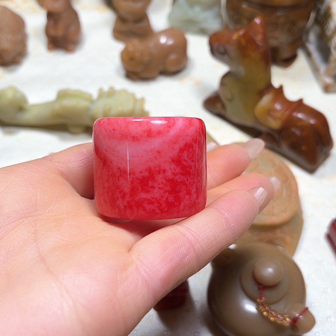 白玉菩提吊坠白玉菩提吊坠