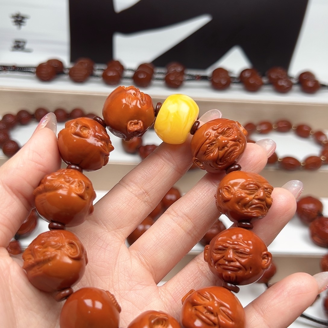 1***7橄榄核手串十八罗汉