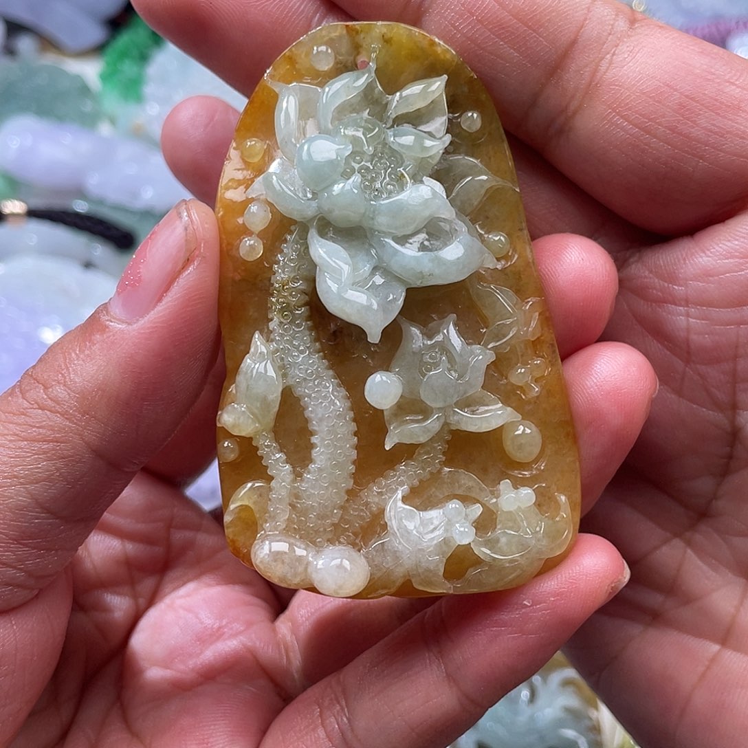 翡翠未镶嵌颈饰翡玉缘翡翠