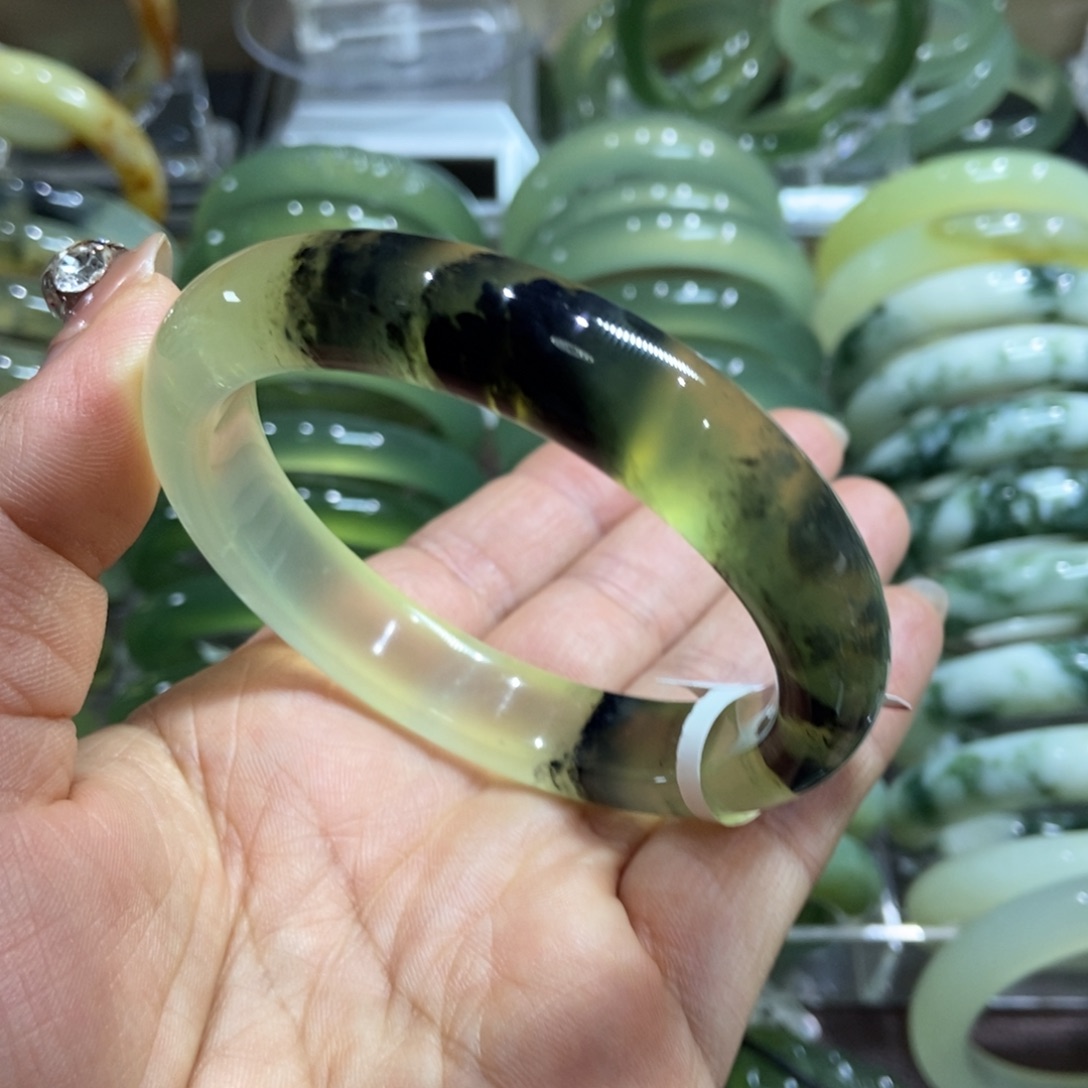 岫玉未镶嵌手镯59.5