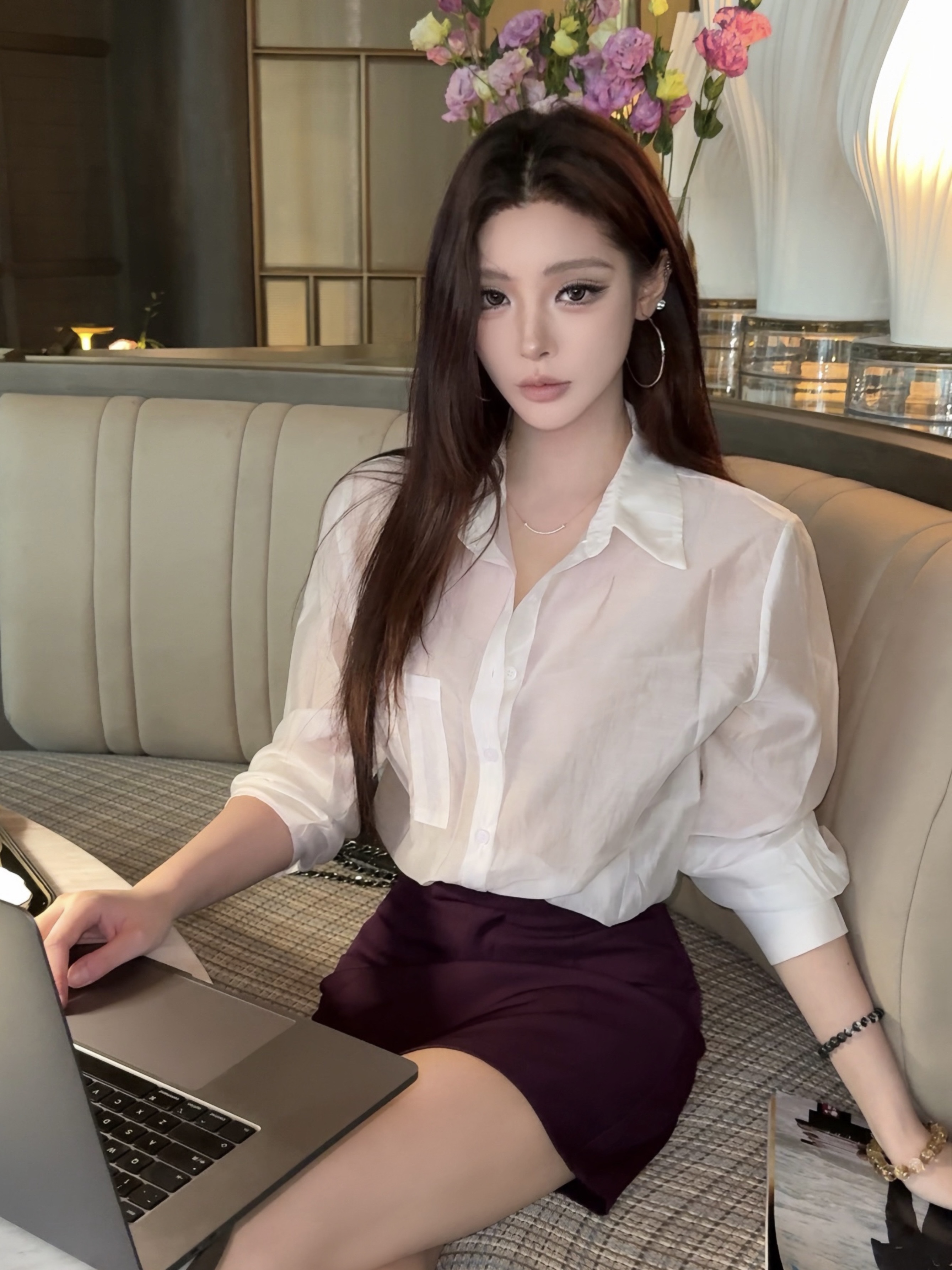 旺桃ONETOP显瘦公主风纯欲风洋气长袖轻熟衬衫小众上衣时尚套装