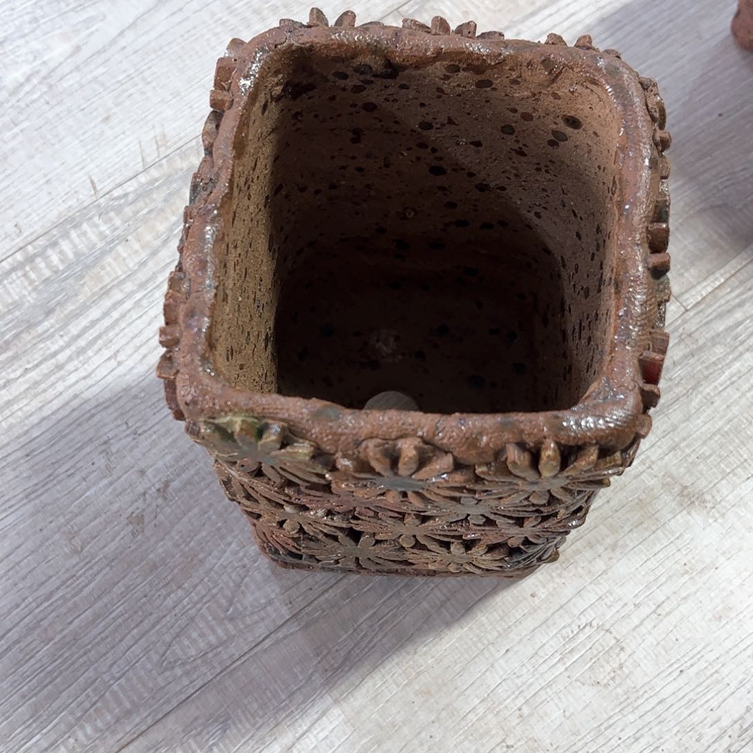 泥塑邹*走古镇炻陶瑕疵