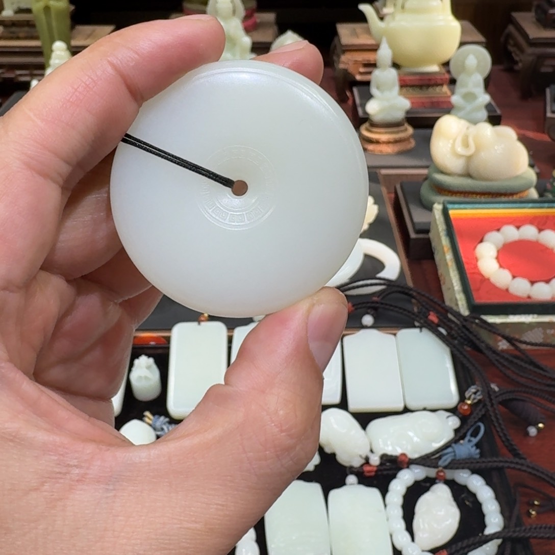 【闪购商品】和田玉挂件未镶嵌?**?