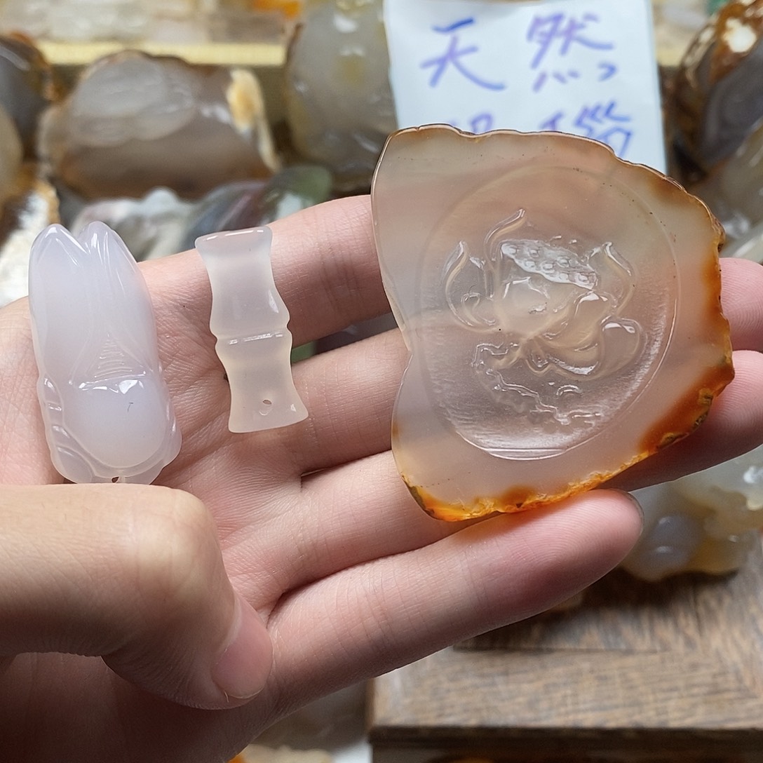 玛瑙/玉髓未镶嵌颈饰