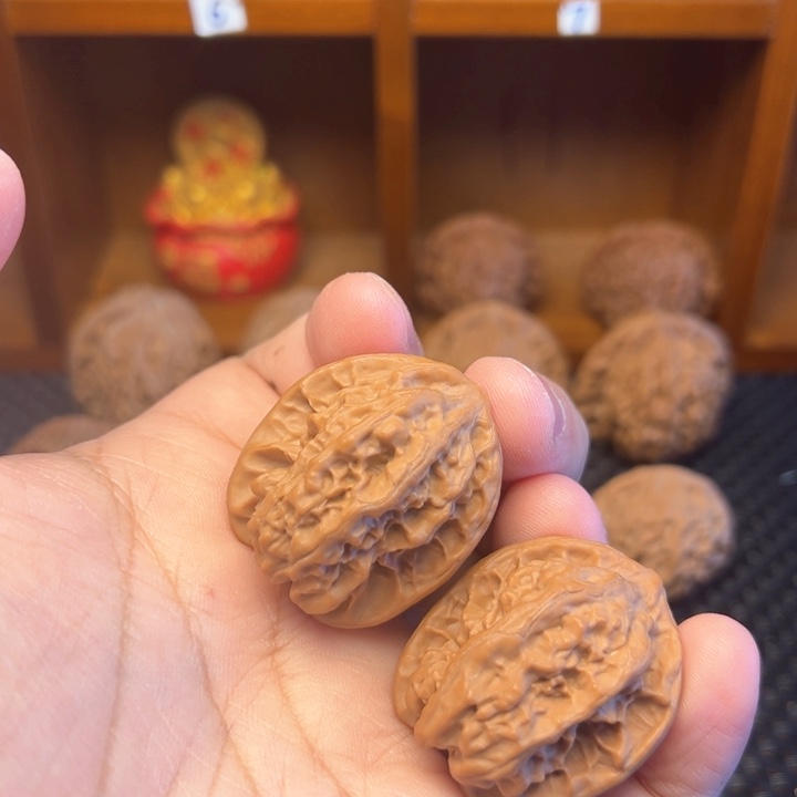 桃核把件31尺全品磐石