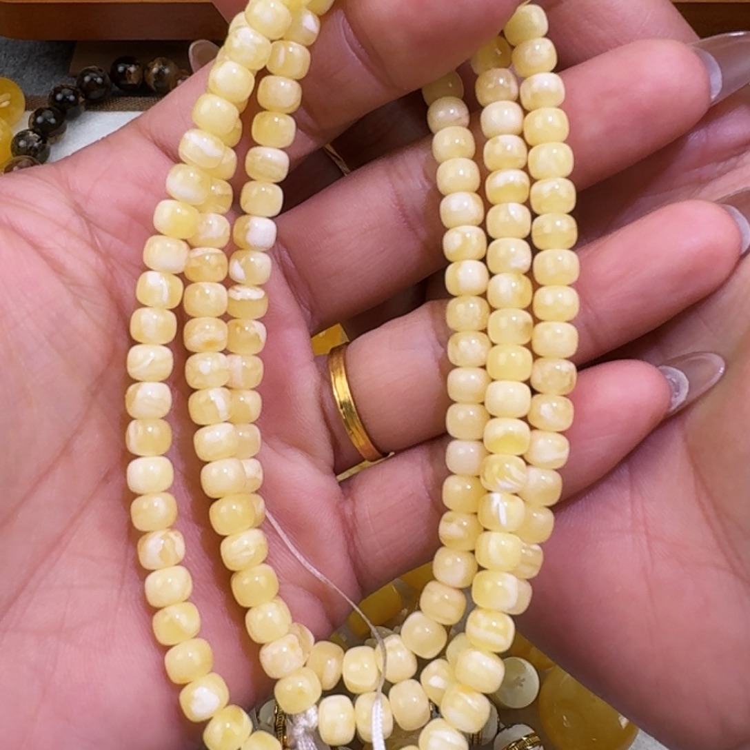 琥珀未镶嵌裸石6mm